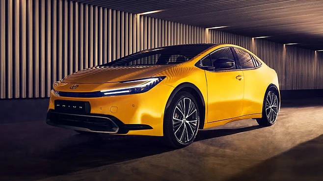 토요타 프리우스