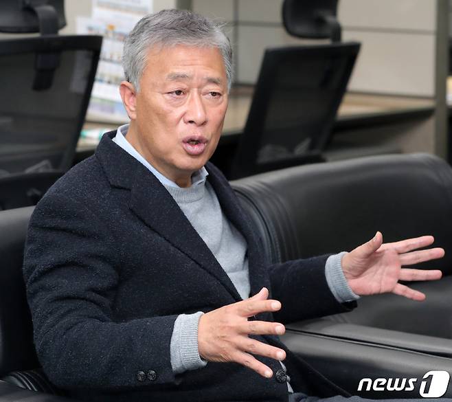 유성엽 전 국회의원이 지난 2023년 12월6일 전북 전주시 전북도의회 기자실에서 간담회를 열고 질의에 답변을 하고 있다. 2023.12.6/뉴스1 ⓒ News1 유경석 기자