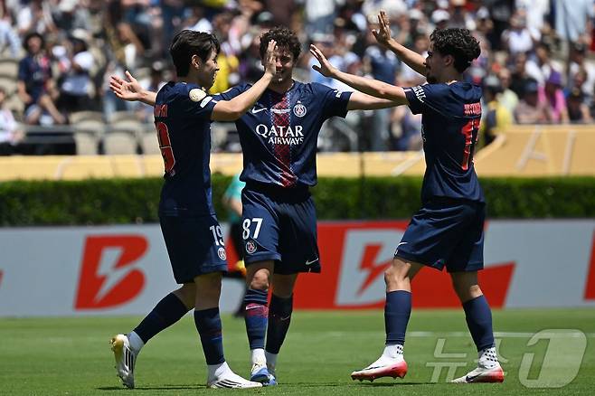 파리 생제르맹이 조 1위로 클럽월드컵 16강에 진출했다. ⓒ AFP=뉴스1