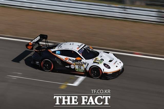 한국컴피티션의 뉘르부르크링 24시 경기 장면. /한국앤컴퍼니