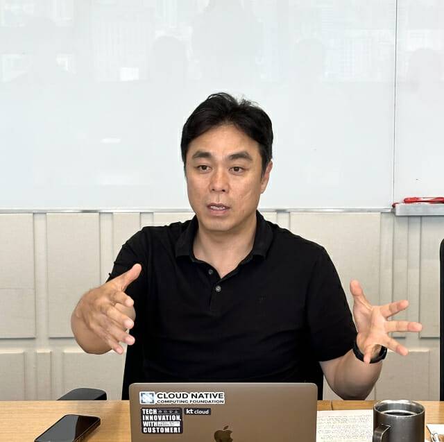 최지웅 회장이 클라우드 정책의 조정 권한을 지닌 고위급 컨트롤타워가 필요하다고 강조했다. (사진=한국클라우드산업협회)