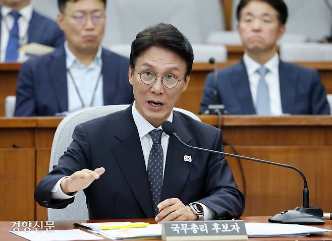 김민석 국무총리 후보자가 24일 국회 인사청문회에서 질의에 답변하고 있다. 박민규 선임기자