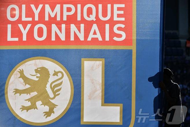올랭피크 리옹이 다음 시즌 2부리그 강등 징계를 받았다. ⓒ AFP=뉴스1