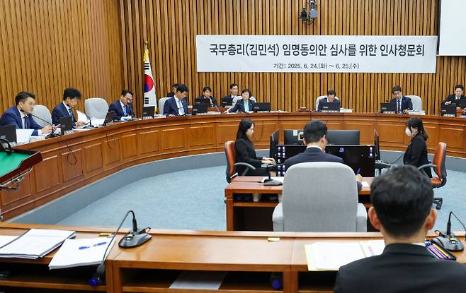 주진우 국민의힘 의원이 25일 오후 서울 여의도 국회에서 열린 김민석 국무총리 후보자 인사청문회에서 질의하고 있다./사진=뉴스1