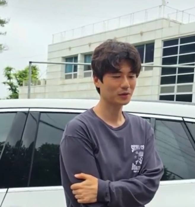 팬들 앞에 선 기성용. 온라인 커뮤니티 캡처.