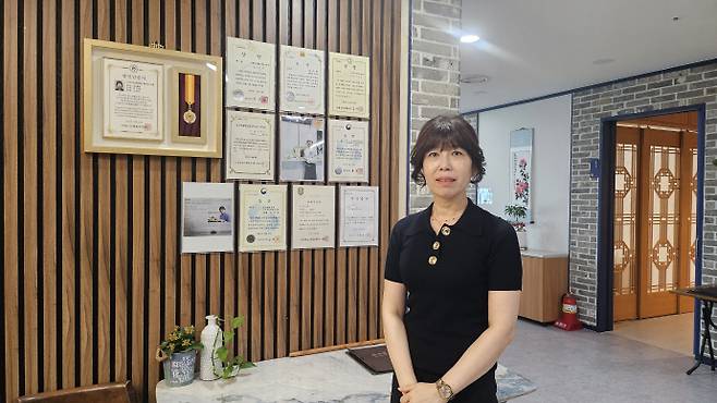 광주광역시 서구 매월동에 위치한 은가옥 식당의 노미진 대표. /박준호 기자 bjh@namdonews.com