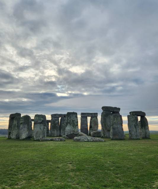 시간을 습격한 스톤헨지의 존재감. 하태길 영남대 겸임교수