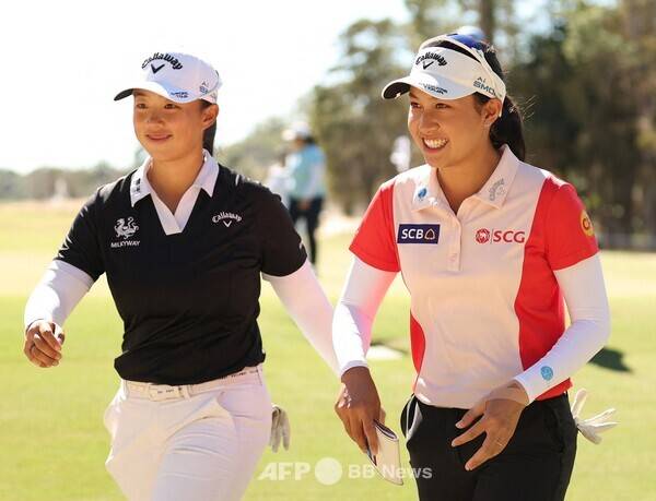 2025년 미국여자프로골프(LPGA) 투어 2인 1조 팀 경기인 다우 챔피언에 출전하는 디펜딩 챔피언 팀 중국의 인뤄닝, 태국의 지노 티띠꾼. 사진제공=ⓒAFPBBNews = News1