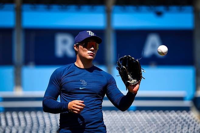 김하성은 25일(한국시간) 미국 노스캐롤라이나주 더럼의 더럼 불스 애슬레틱 파크에서 열린 2025 마이너리그 트리플A 멤피스 레드버즈(세인트루이스 카디널스 산하)와 원정경기에 더럼 불스(탬파베이 레이스 산하) 소속 2번타자 겸 유격수로 선발 출전해 5출루 경기를 펼쳤다. 수비에서 한 차례 송구실책을 범했으나, 타석에서 이를 만회했다. 탬파베이 레이스 공식 SNS