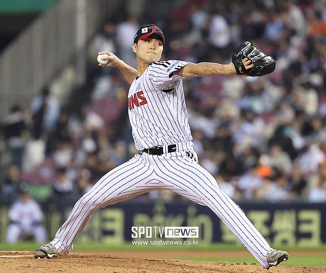 ▲ LG 염경엽 감독은 올해 스프링캠프에서 백승현의 투구를 보고 '대박'을 기대했다. ⓒ곽혜미 기자