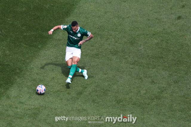 연장전 후반 5분 결승골을 터뜨리는 파울리뉴. /게티이미지코리아