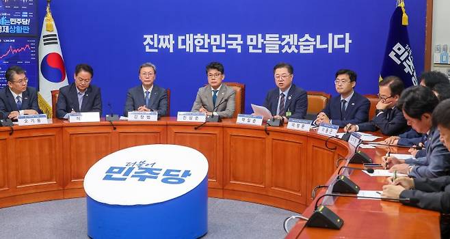 박일준 대한상공회의소 상근부회장이 30일 서울 여의도 국회에서 열린 더불어민주당-경제 6단체 상근부회장단 상법 간담회에서 모두 발언을 하고 있다. 사진=뉴스1화상