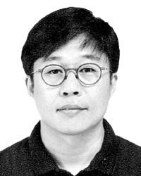 이범 교육평론가