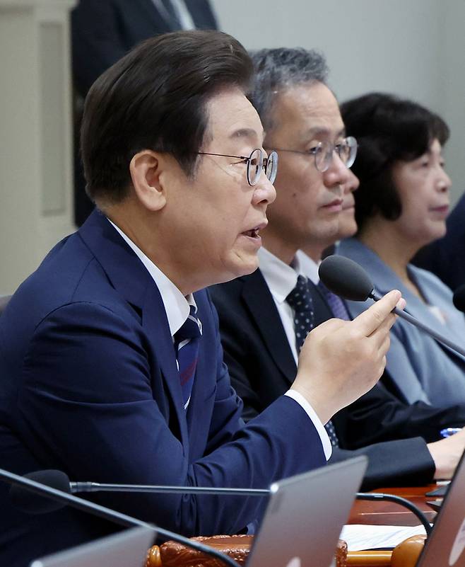 이재명 대통령이 1일 서울 용산 대통령실 청사에서 열린 국무회의를 주재하며 발언하고 있다./2025.7.1. 대통령실사진기자단 김호영기자