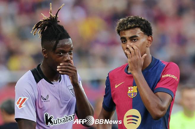 FC바르셀로나 이적이 유력한 아틀레틱 클루브(빌바오) 니코 윌리엄스(왼쪽)와 바르셀로나 라민 야말. /AFPBBNews=뉴스1