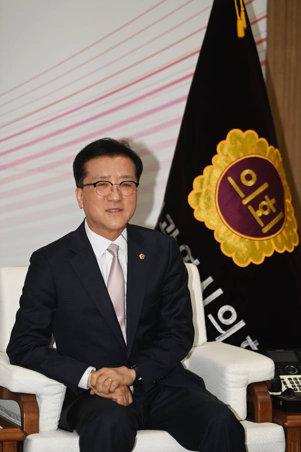 ▲ 조원휘 대전시의회 의장. 사진=김주형 기자