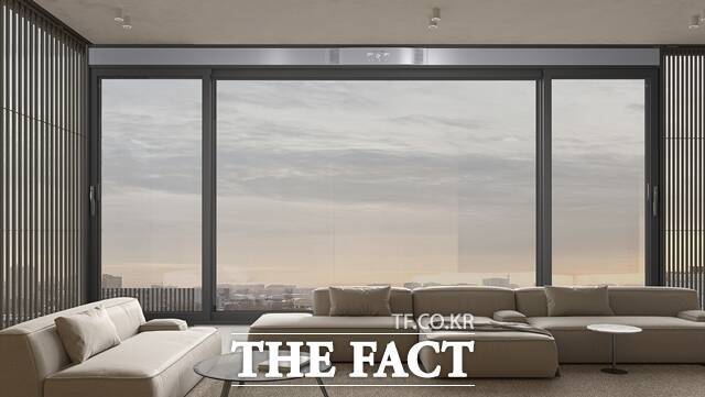 금호석유화학 완성창 브랜드 휴그린은 AI 스마트센서가 실내 공기를 분석해 자동으로 환기하는 '자동환기창 Pro' 시스템을 선보인다. 금호석유화학 휴그린 ‘자동환기창 Pro’ 이미지. /금호석유화학