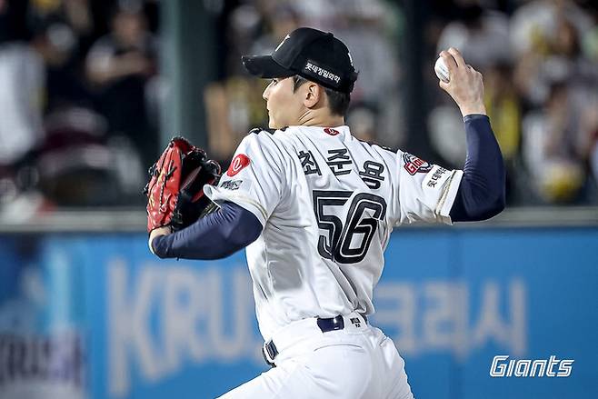 지난 2일 경기에서 역투하는 롯데 최준용.