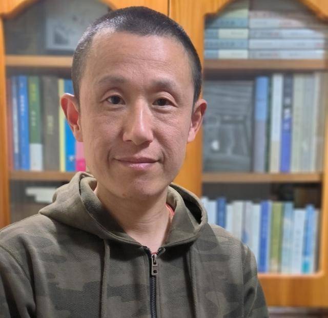 에세이 '나는 북경의 택배기사입니다'의 저자 후안옌. 후안옌 제공