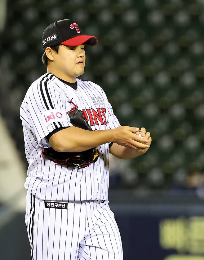 LG 장현식. 잠실=김민규 기자 mgkim1@edaily.co.kr