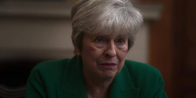 테레사 메이 전 영국 총리는 그렌펠 화재 당시 정부의 미숙한 대응과 과오를 인정한다. 넷플릭스 제공
