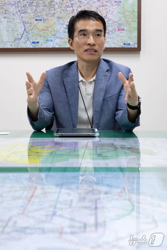 신창훈 지하철경찰대 지하철안전계장이 2일 서울 성동구 왕십리역 지하철경찰대에서 뉴스1과 인터뷰하고 있다. 2025.7.2 ⓒ 뉴스1 이승배 기자