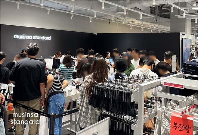 신세계 프리미엄 아울렛 시흥점에 있는 무신사 스탠다드 매장 <사진=무신사>