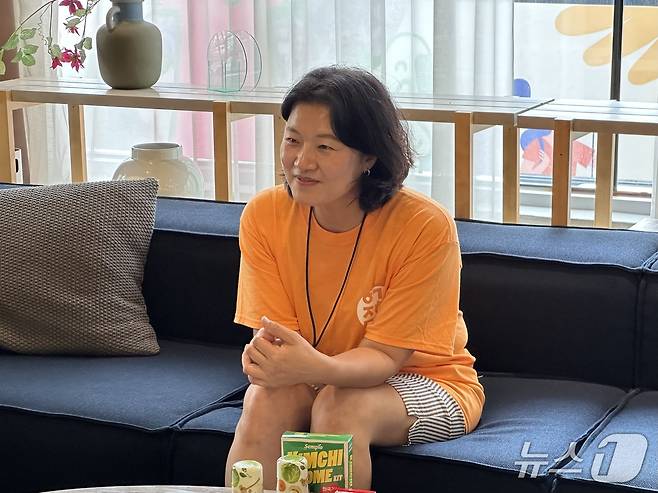 샘표 본사 1층 우리맛공간에서 백미진 한국어진흥재단 사무국장이 한국어 교육에서 음식이 차지하는 중요성을 설명하고 있다.뉴스1 ⓒ News1 이강 기자