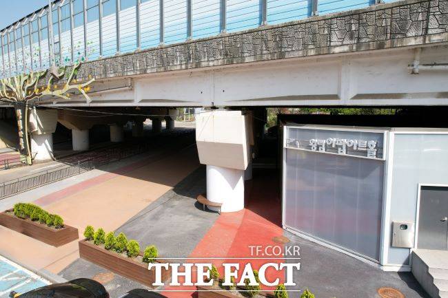 이팝아트홀 야외 무대 전경./의왕시