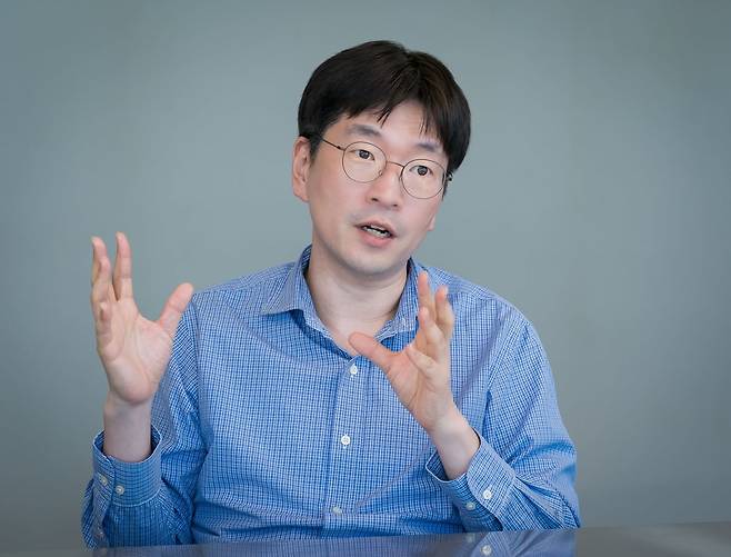 박정호 카카오페이 CPO가 지난달 한국경제신문과의 인터뷰에서 카카오페이의 오프라인 결제 사업 전략에 대해 설명하고 있다. 카카오페이 제공