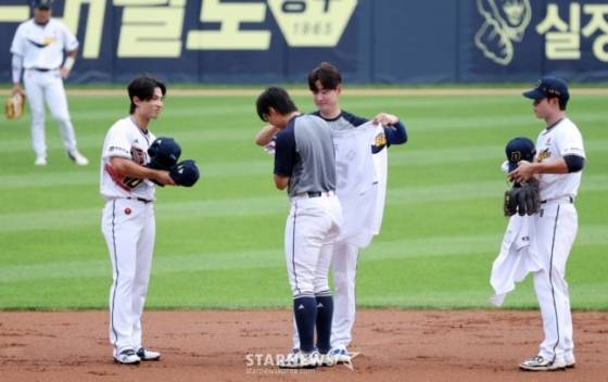 두산 베어스 김재호의 은퇴 경기 모습. /사진=강영조 선임기자