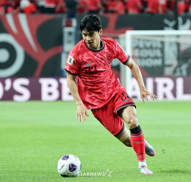 지난달 서울월드컵경기장에서 북중미월드컵 최종예선 마지막 경기인 쿠웨이트전에서 A매치 선발 데뷔전을 치렀던 전진우. /사진=강영조 선임기자