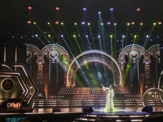 제19회 딤프 어워즈 축하공연에서 차지연이