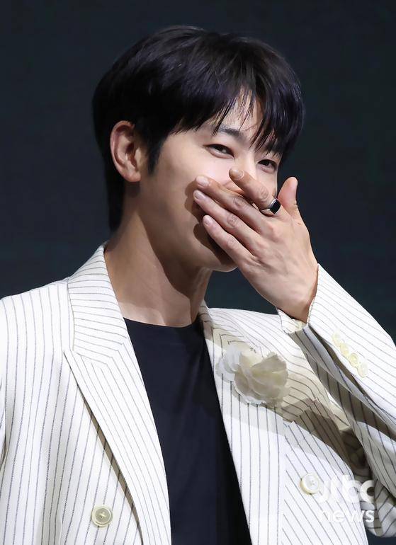 8일 오전 서울 콘래드 호텔에서 디즈니+의 오리지널 시리즈 '파인: 촌뜨기들' 제작발표회가 열렸다. 강윤성 감독, 배우 류승룡, 양세종, 임수정, 김의성, 김성오, 김종수, 이동휘, 정윤호, 이상진, 김민이 참석했다. 박세완 엔터뉴스팀 기자 park.sewan@jtbc.co.kr