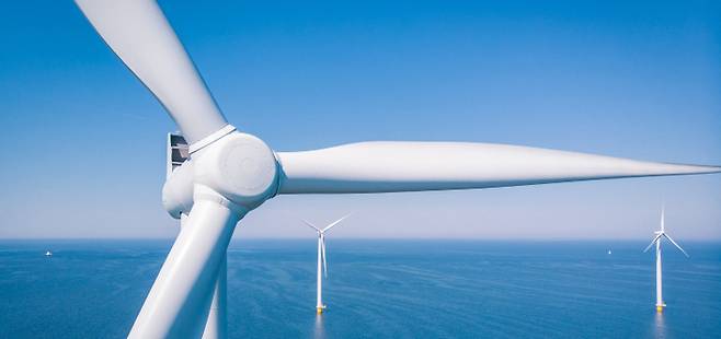 유럽부흥개발은행(EBRD) '2024~2028 에너지부문 전략'을 통해 메가와트단위에서 기가와트단위로 재생에너지 인프라를 확대하기 위해 대대적인 투자를 지속할 것을 시사했다. 사진출처 EBRD