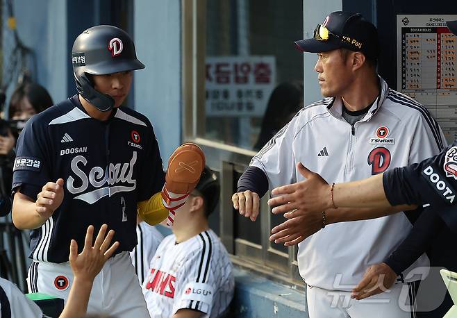 두산 베어스 김민석(왼쪽). 2025.6.22/뉴스1 ⓒ News1 김진환 기자
