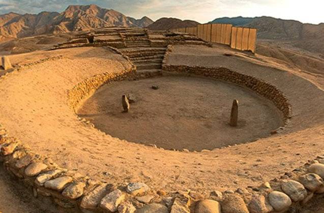 잉카 유적지 마추픽추로 유명한 중남미 국가 페루에서 약 3500년 전에 세워진 것으로 추정되는 고대 도시 ‘페니코’가 발견됐다. 7일(현지 시간) 영국 일간 인디펜던트 등에 따르면 페루 문화부는 최근 페니코가 발견된 사실을 공개했고 관련 연구를 계속 진행해 나갈 예정이다. 사진 출처 페루 문화부