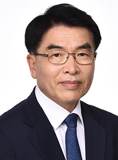 국무총리 비서실장에 민기 제주대 행정학과 명예교수가 9일 임명됐다. 국무총리실 제공