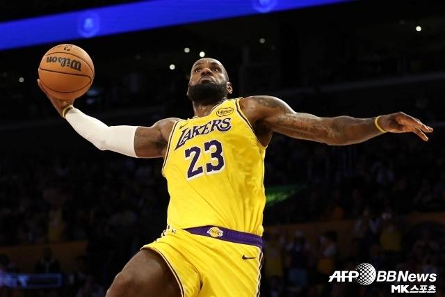 르브론 ‘킹’ 제임스는 LA 레이커스를 떠나지 않는다? 사진=AFPBBNews=News1