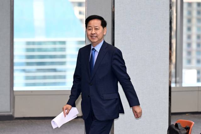 신임 기획재정부 장관 후보자로 지명된 구윤철 전 국무조정실장이 29일 서울 중구 예금보험공사에서 기자 간담회를 열고 지명 소감 등을 밝히기 위해 단상에 오르고 있다. 조태형 기자 2025.06.29