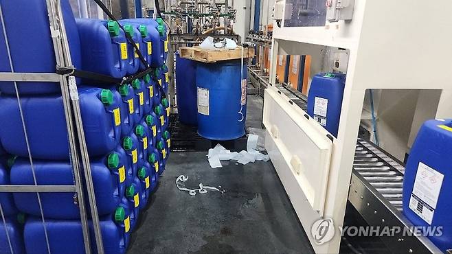 산 울주군 온산국가산업단지 수산화테트라메틸암모늄(TMAH) 누출 사고 현장. 연합뉴스