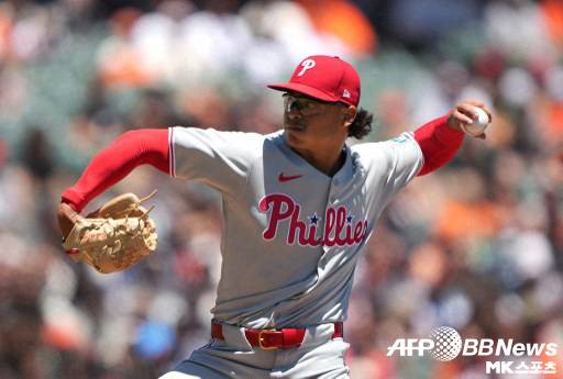 필라델피아 선발 루자도는 7이닝 무실점 호투했다. 사진(美 샌프란시스코)=ⓒAFPBBNews = News1