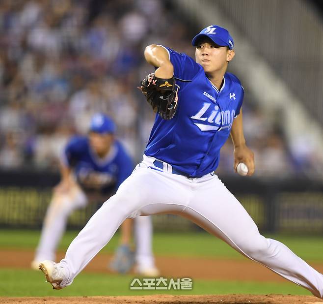 삼성 투수 배찬승이 2일 서울 잠실구장에서 열린 2025 KBO리그 두산과 경기 7회 역투하고 있다. 잠실 | 최승섭기자 thunder@sportsseoul.com