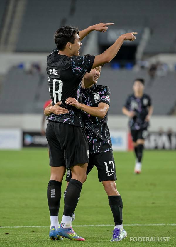 이호재(왼쪽), 강상윤(이상 남자 축구대표팀). 서형권 기자