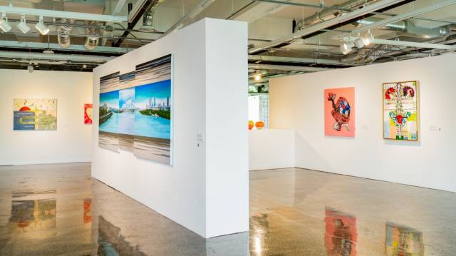 기회소득 예술인 기획전 ‘本業(본업)’. 사진 제공 = 경기도