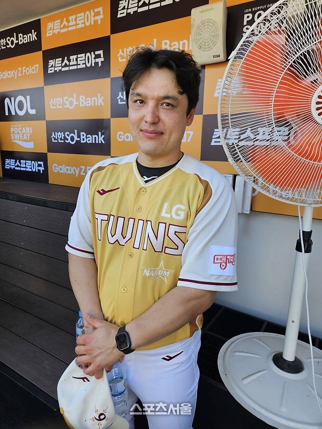 LG 박동원이 12일 대전 한화생명 볼파크에서 열린 2025 KBO 올스타전에 앞서 취재진과 만나 포즈를 취하고 있다. 대전 | 강윤식 기자 skywalker@sportsseoul.com