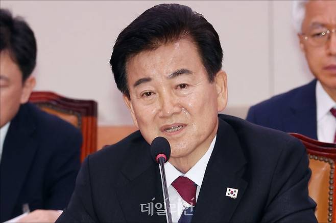 정동영 통일부 장관 후보자가 14일 국회에서 열린 국회 외교통일위원회 정동영 통일부 장관 후보자 인사청문회에서 질의에 답변하고 있다. ⓒ데일리안 홍금표 기자