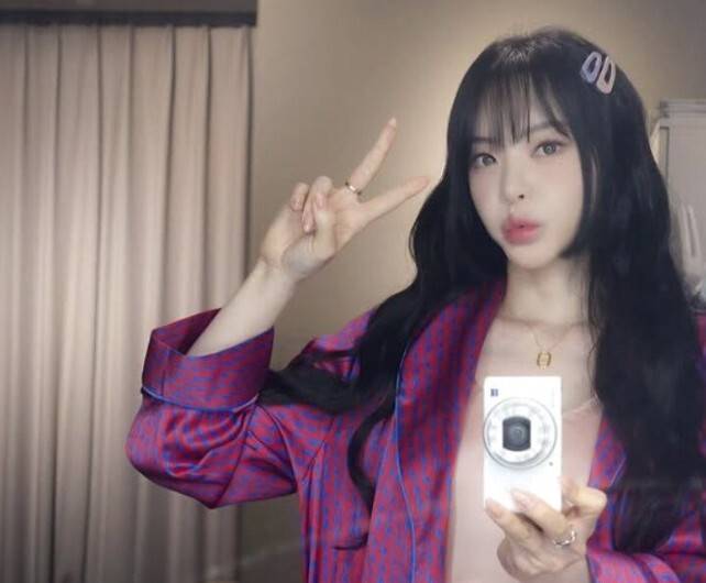 서유리가 자신의 채무에 대한 오해를 바로잡겠다고 나섰다. 서유리 인스타그램 캡처