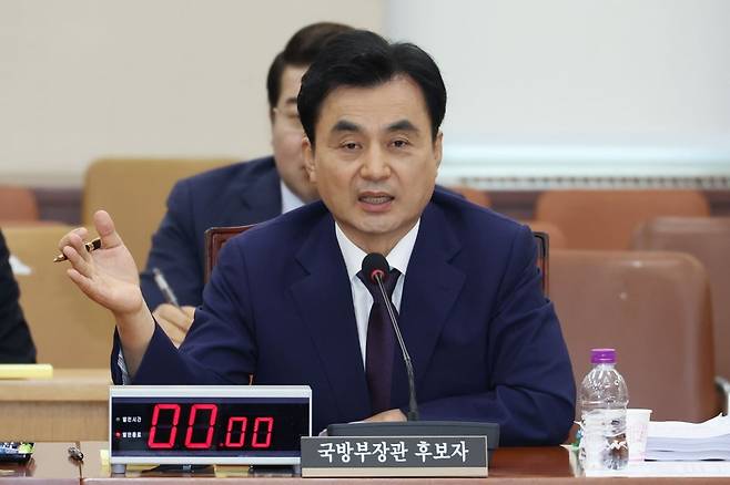 안규백 국방부 장관 후보자가 15일 오전 서울 여의도 국회 국방위원회 전체회의장에서 열린 인사청문회에 출석해 의원 질의에 답하고 있다. /사진=뉴스1