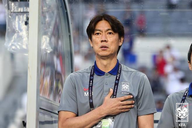 ▲ 15일 오후 용인미르스타디움에서 대한민국과 일본의 2025 동아시안컵 3차전이 열렸다. 나상호의 골대 불운으로 선제 득점 기회를 날린 한국은 저메인 료에게 곧바로 결승골을 허용하며 0-1로 졌다. 동아시안컵 우승은 일본에 넘어갔다. ⓒ 대한축구협회